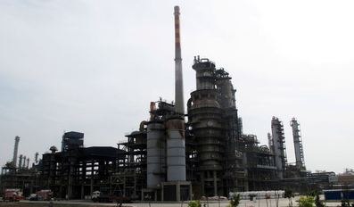 Refinery plants in China